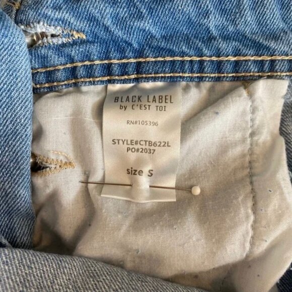 NWT Black Label light wash distressed women's overalls. Size S - Picture 12 of 15